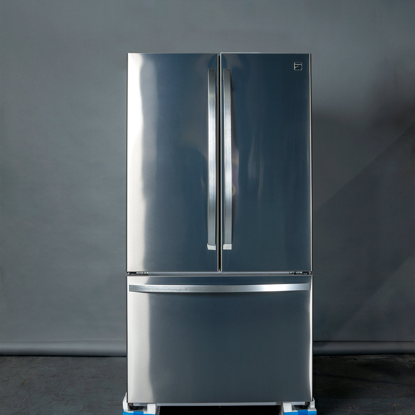 KENMORE FRIDGE OPEN BOX (111.73025020) 25.5-cu ft French Door Refrigerator with Ice Maker, Water and Ice Dispenser