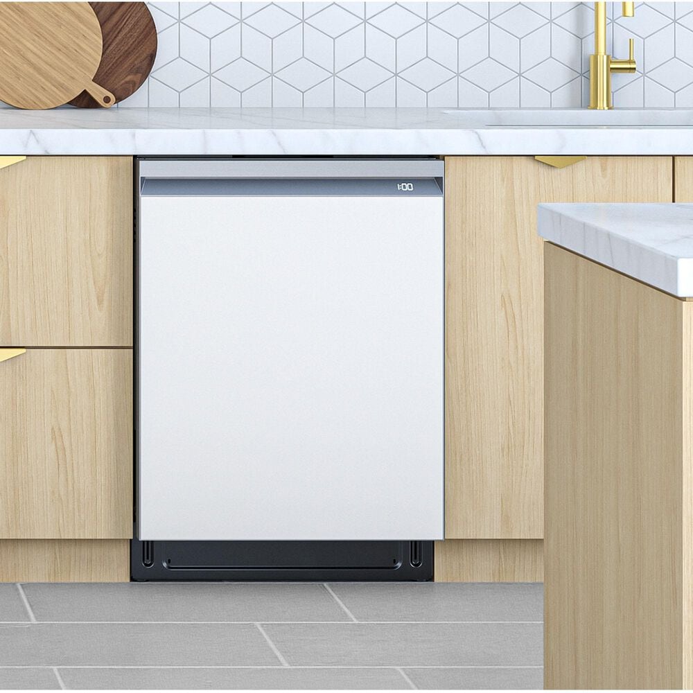 BRAND NEW (DW80CB545012) Samsung - 24" Bespoke AutoRelease Dry Smart Built-In Stainless Steel Tub Dishwasher with 3rd Rack, StormWash, 46 dBA - White Glass