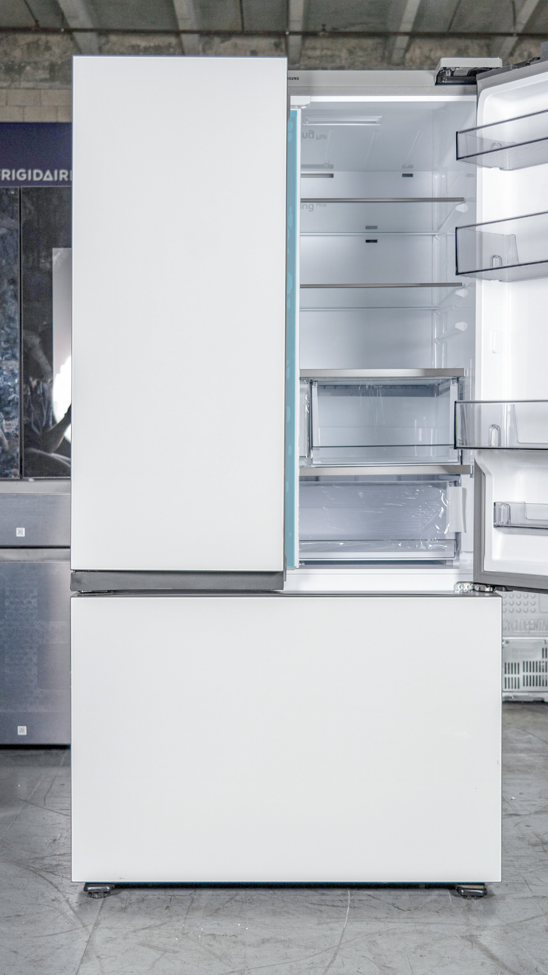 SAMSUNG FRIDGE OPEN BOX
(RF30BB69006M) Bespoke 3-Door French Door Refrigerator   (30 cu. ft.) with Family Hub™