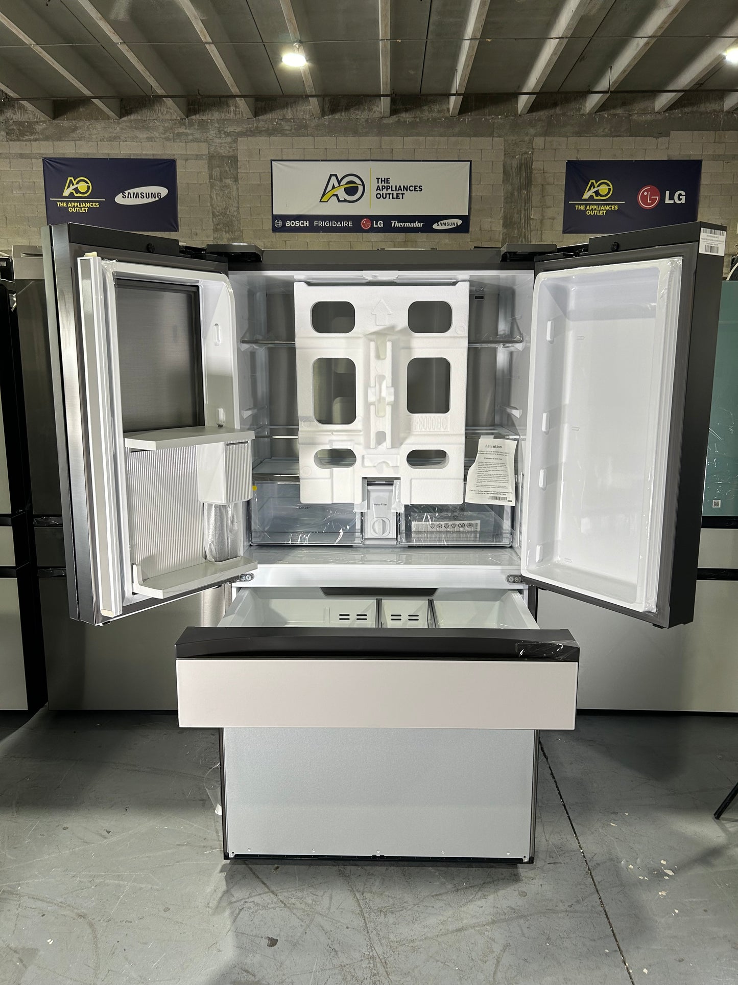 SAMSUNG FRIDGE OPEN BOX (RF23BB8600AP) Bespoke Counter Depth 4-Door French Door Refrigerator (23 cu. ft.) with Beverage Center™ (Custom Panel Ready)