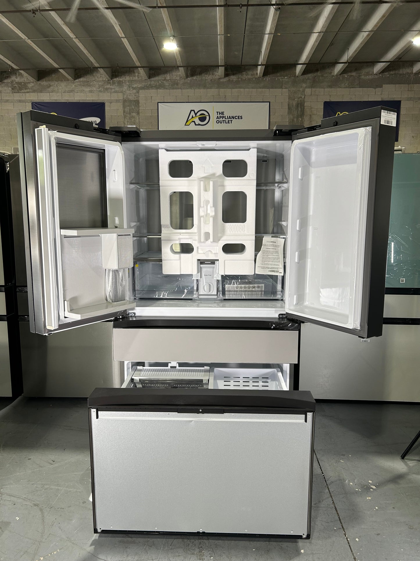 SAMSUNG FRIDGE OPEN BOX (RF23BB8600AP) Bespoke Counter Depth 4-Door French Door Refrigerator (23 cu. ft.) with Beverage Center™ (Custom Panel Ready)
