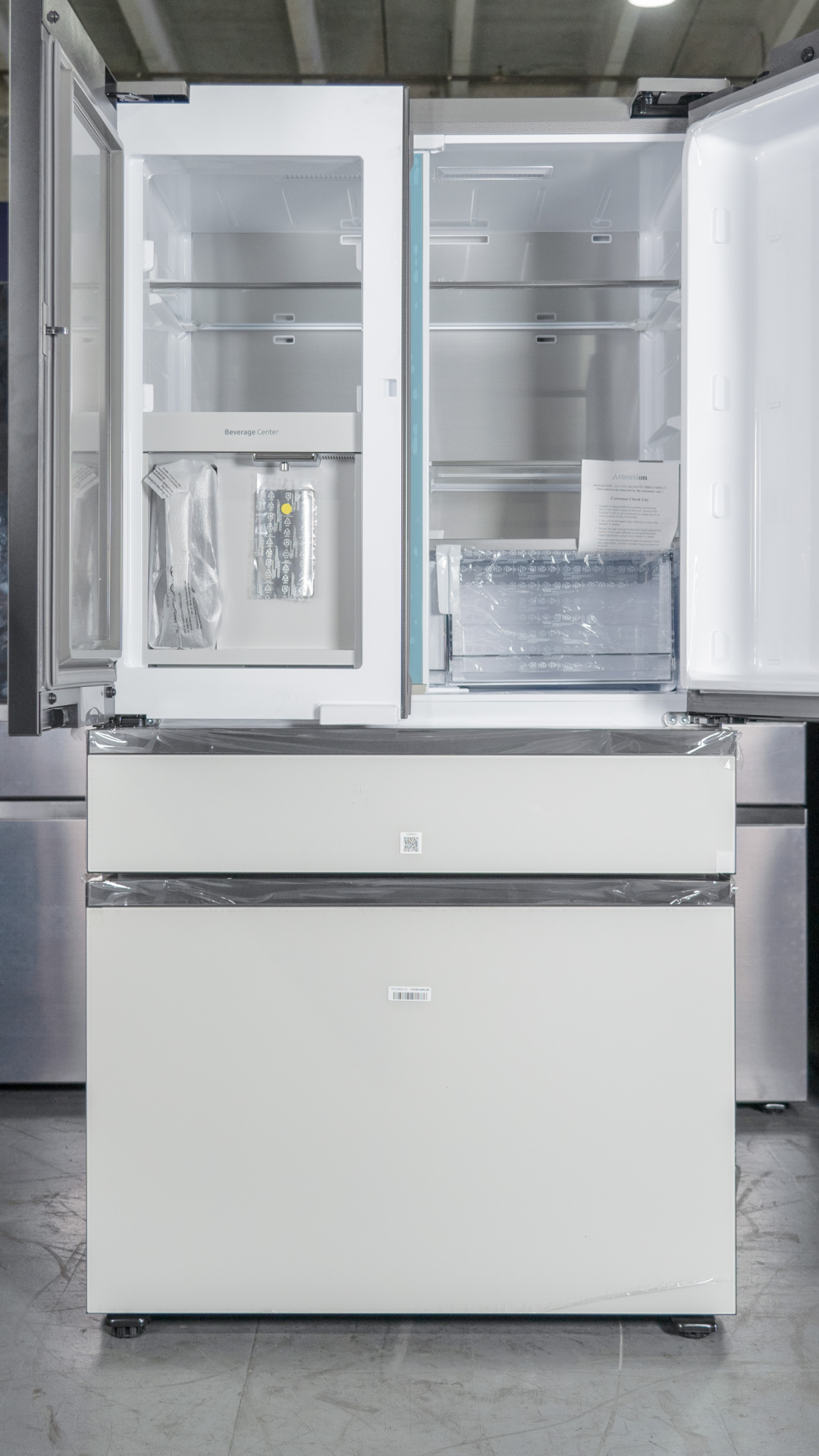 SAMSUNG FRIDGE OPEN BOX
(RF23BB860012) Bespoke Counter Depth 4-Door French Door Refrigerator (23 cu. ft.) with Beverage Center™