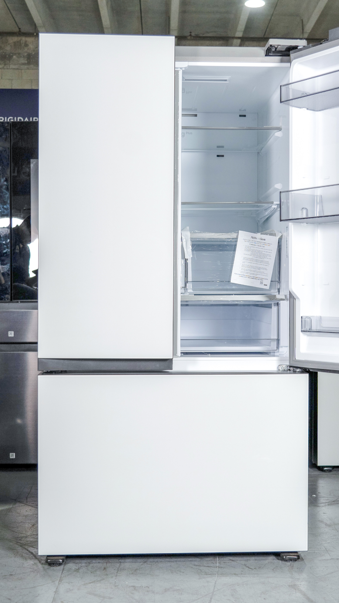 SAMSUNG FRIDGE OPEN BOX
(RF24BB620012) Bespoke Counter Depth 3-Door French Door Refrigerator (24 cu. ft.) with AutoFill Water Pitcher