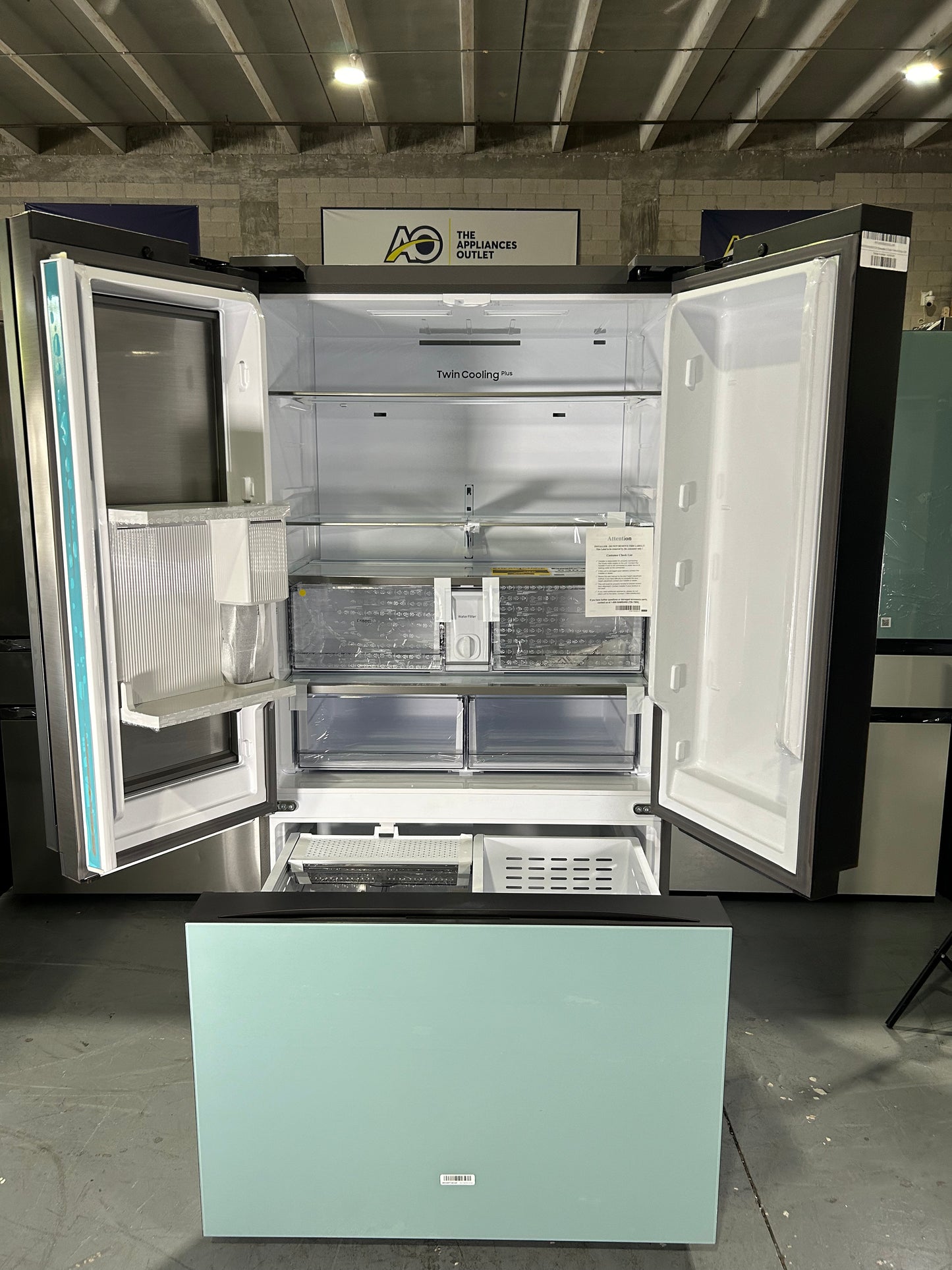 SAMSUNG FRIDGE OPEN BOX
(RF24BB6600AP) Bespoke Counter Depth 3-Door French Door Refrigerator (24 cu. ft.) with Beverage Center™ (Custom Panel Ready / Morning blue glass)