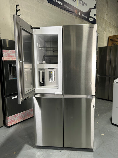 SAMSUNG FRIDGE OPEN BOX
(RF29A9671SR) 29 cu. ft. Smart 4-Door Flex™ Refrigerator with Beverage Center and Dual Ice Maker (Stainless Steel)